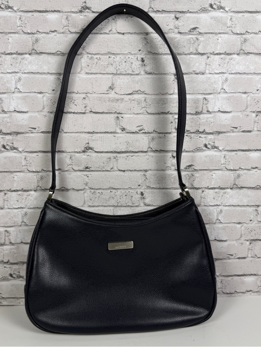 Vintage Liz Claiborne Black Y2K Classic Shoulder Bag Silver Hardware
